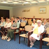 Rozmowa online z Alicją Kostką ze Związku Kobiet Szensztackich. 