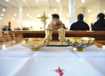 W diecezji opolskiej wprowadzane są stałe posługi lektora i akolity.