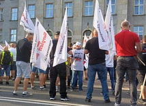Katowice. Protest hutników, górników i energetyków [ZDJĘCIA]