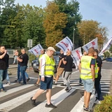 Katowice. Hutnicy wspierani przez górników i energetyków manifestują w stolicy Śląska