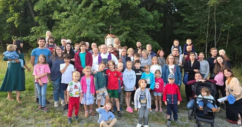 uczestnicy wakacyjnych rekolekcji