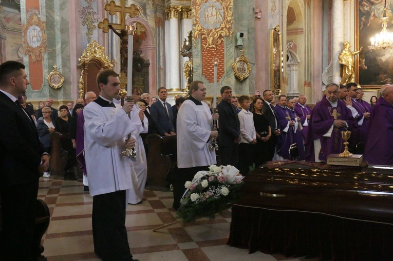 Pogrzeb ks. prof. Mariana Nowaka