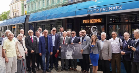Wrocław zyskał tramwaj imienia Piotra Bednarza