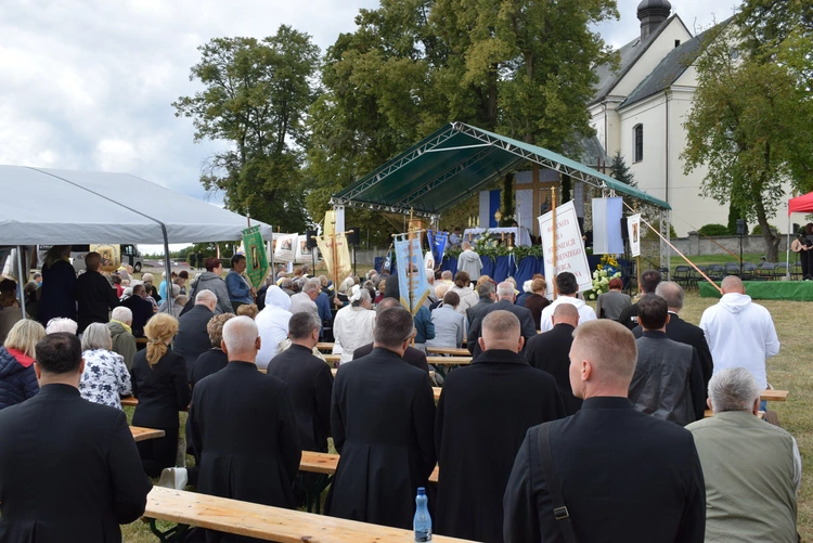 Jubileuszowe spotkanie wspólnot modlitewnych i ruchów diecezji