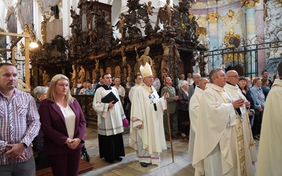 Abp Kupny: Na krzyżu naszego cierpienia nie jesteśmy sami
