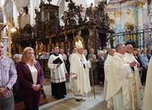 Abp Kupny: Na krzyżu naszego cierpienia nie jesteśmy sami