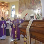 Pożegnanie abp. Józefa Kowalczyka w Jadownikach Mokrych