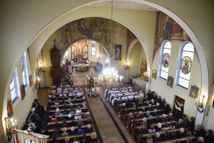 Pożegnanie abp. Józefa Kowalczyka w Jadownikach Mokrych
