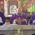 Pożegnanie abp. Józefa Kowalczyka w Jadownikach Mokrych