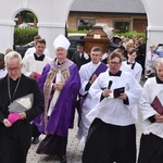 Pożegnanie abp. Józefa Kowalczyka w Jadownikach Mokrych