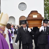 Pożegnanie abp. Józefa Kowalczyka w Jadownikach Mokrych