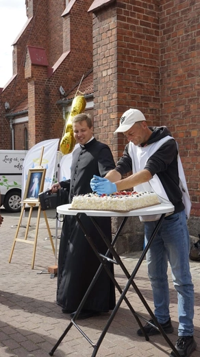 Trzecie urodziny Boskiego Prysznica