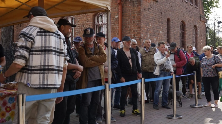 Trzecie urodziny Boskiego Prysznica