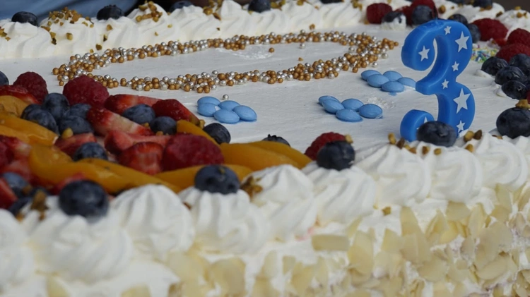 Trzecie urodziny Boskiego Prysznica