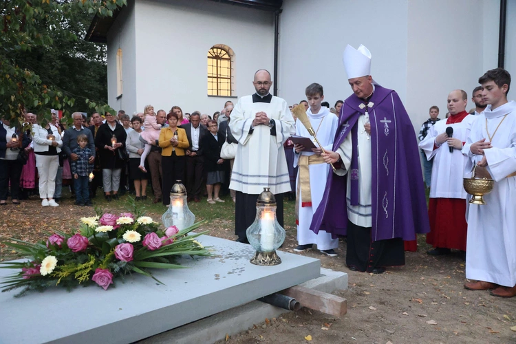 Poświęcenie wyremontowanej świątyni w Kamionce Wielkiej