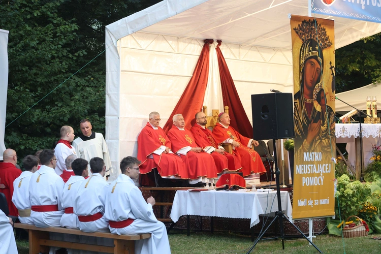 Poświęcenie wyremontowanej świątyni w Kamionce Wielkiej