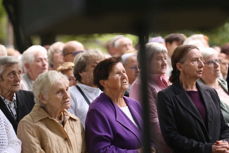 Poświęcenie wyremontowanej świątyni w Kamionce Wielkiej