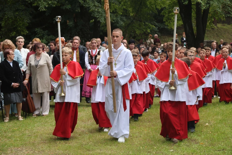 Poświęcenie wyremontowanej świątyni w Kamionce Wielkiej