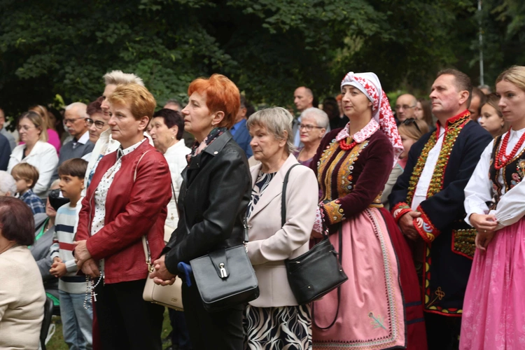 Poświęcenie wyremontowanej świątyni w Kamionce Wielkiej