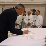 Joniec. Poświęcenie nowego ołtarza