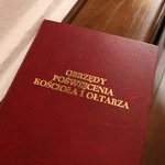 Joniec. Poświęcenie nowego ołtarza