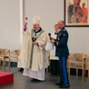 Bp Szlachetka: Policja pomaga innym iść drogą zbawienia