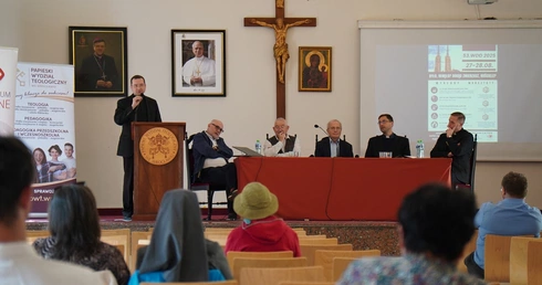 Zamiast pancerza trzeba mieć silny kręgosłup