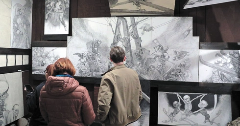 „Klisze pamięci” to najcenniejsza relikwia nieludzkich cierpień więźniów obozu Auschwitz. 