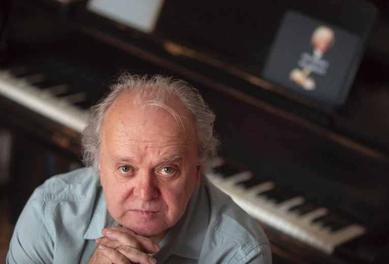Henryk Jan Botor, tegoroczny laureat nagrody Lux ex Silesia: Wiara napędza moją twórczość