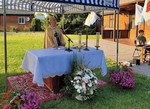 Odpustowej Eucharystii przewodniczył ks. Tadeusz Stolz.