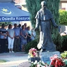 Statua świętego franciszkanina. Od czasu jej poświęcenia, każdego roku mieszkańcy gromadzą się przy niej, uczestnicząc w tym miejscu w Mszy św. 