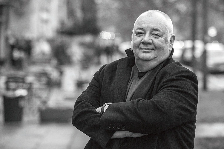 Muzyk o unikalnym głosie, charyzmie i sercu, nigdy nie grał „dla fajerwerków” i pustej sławy.