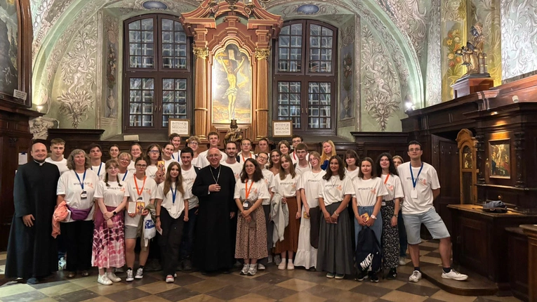 Młodzież archidiecezji na Jasnej Górze