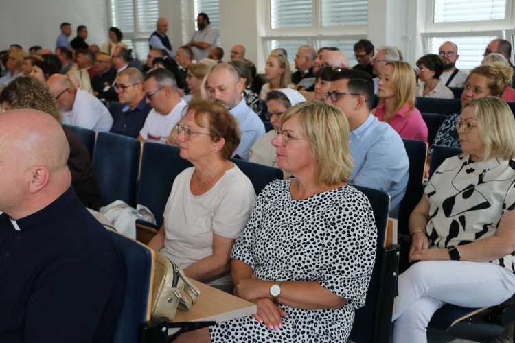 Ciechanów. Spotkanie katechetyczne