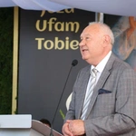 Modlitwa przy kaplicy w Opocznie 