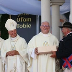 Modlitwa przy kaplicy w Opocznie 