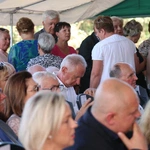 Modlitwa przy kaplicy w Opocznie 