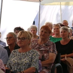 Modlitwa przy kaplicy w Opocznie 