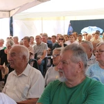 Modlitwa przy kaplicy w Opocznie 