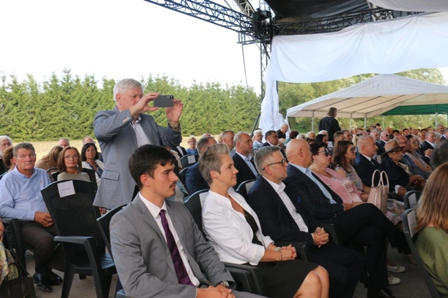 Modlitwa przy kaplicy w Opocznie 