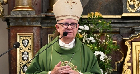 Bp Czaja: Trzeba wrócić do szkoły Chrystusa