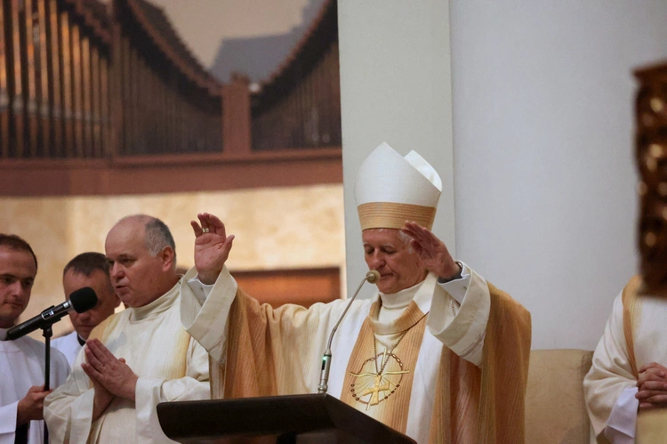 Katowice. Jubileuszowa pielgrzymka kapłanów i diakonów