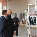 Polowa Msza św. przy katedrze na 45 lat Solidarności