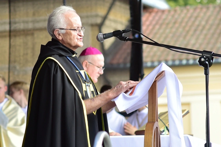 Odpust Matki Bożej Królowej Pokoju