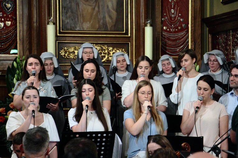 Rękopisy "Dzienniczka" św. s. Faustyny