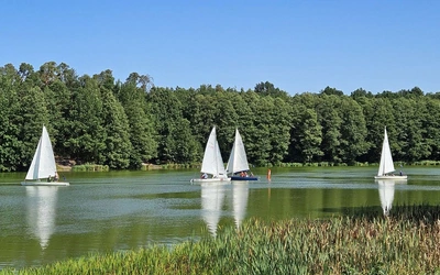 Regaty żeglarskie w Siczkach 