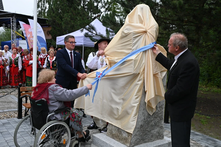 Odsłonięcie pomnika Stefana Banacha 