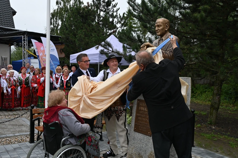 Odsłonięcie pomnika Stefana Banacha 