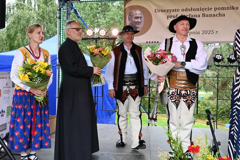 Odsłonięcie pomnika Stefana Banacha 