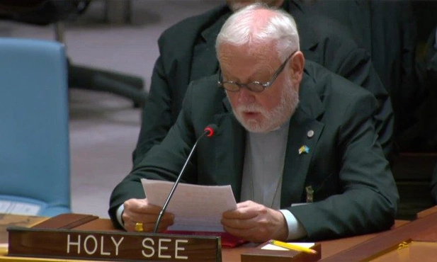 „Uciekający świat” i Europa. Abp Gallagher na Forum w Słowenii